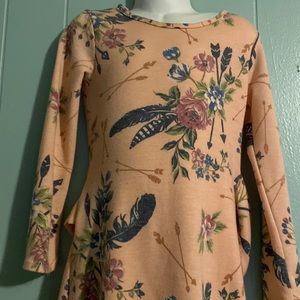 Pink dress tied up in the back floral print long sleeves
